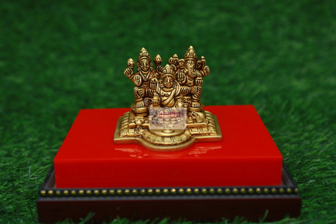 Brass Kuberar with Lakshmi Ganesha-2.5 Inches