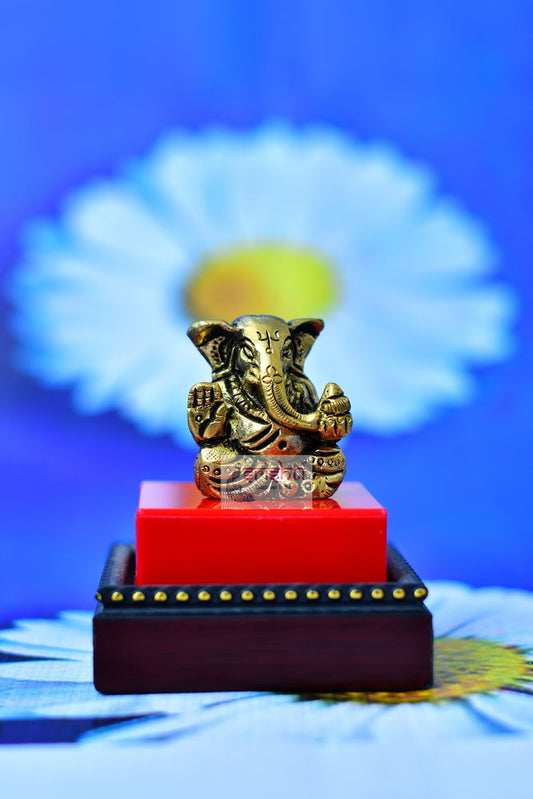 Brass Ganesha-M02